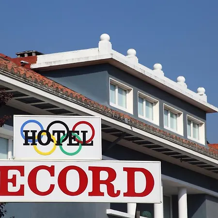 Record Готель Сан-Себастьян