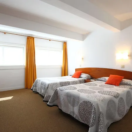 Record Готель Сан-Себастьян